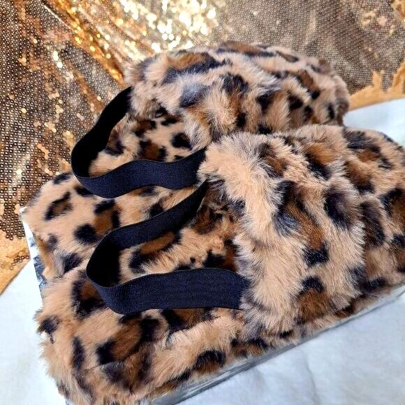 Jenni Leopard Print Slippers..put some SWAG in your comfort 😎 MADE FOR MACYS - Picture 5 of 11